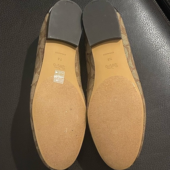 New Women’s Coach Haley Signature Jacquard Loafer, Size 7.5 - Picture 5 of 6